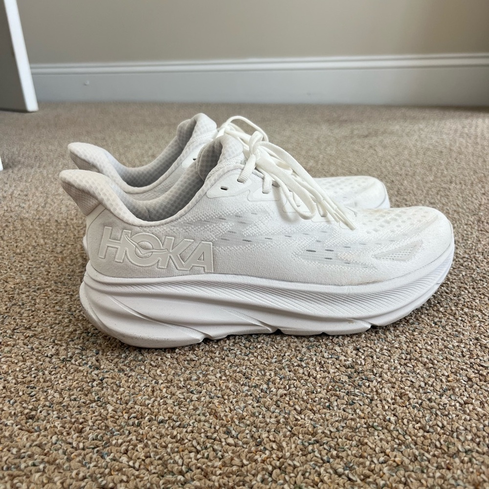 Hoka Clifton 9